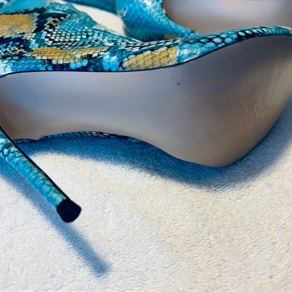 Brand New Knee High Boots - Size 39 EURO / 9 USA - boot shaft height 17”- Box 48 - Picture 4 of 5